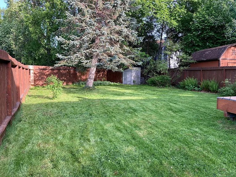 4220 Bridle Cir — Photo 7