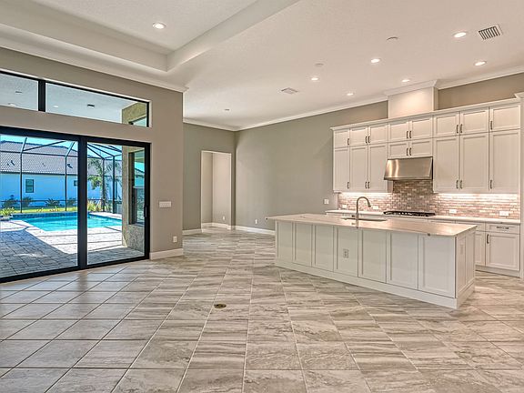 3rd image of 340 Aria Dr