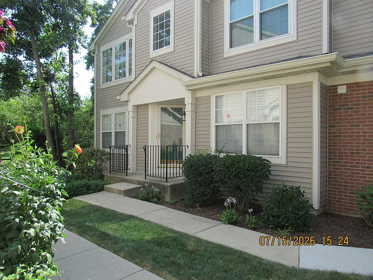 1457 Sturgeon Bay Ct — Photo 2