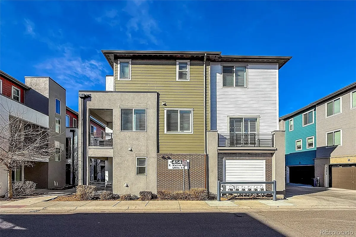 Building Photo - 4140 E Warren Ave #6