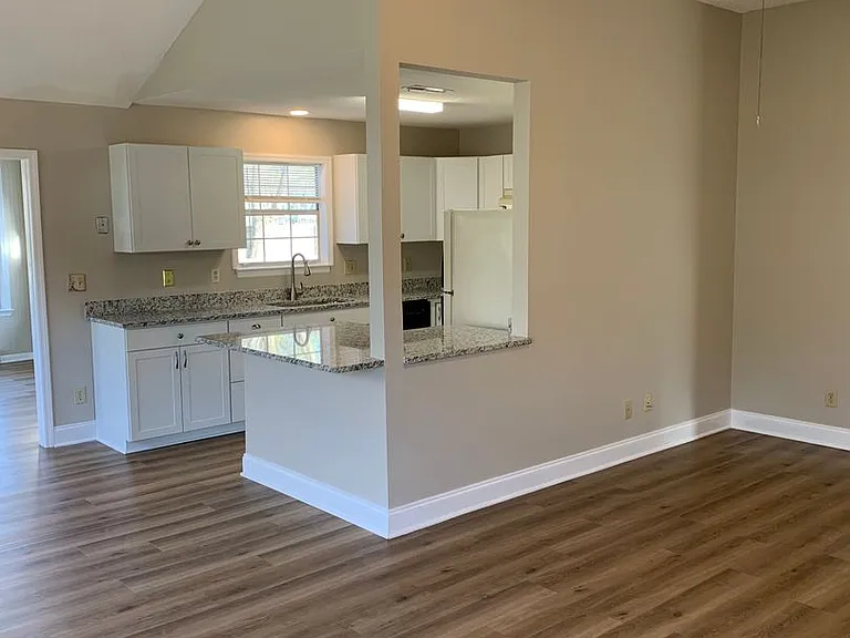 133 Sweet Hollow Way NW — Photo 4