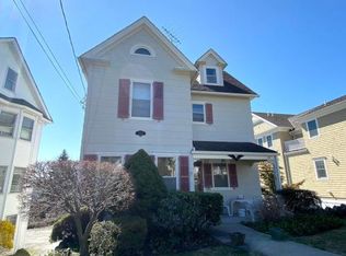 86 Havemeyer Pl, Greenwich, CT 06830