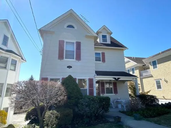 86 Havemeyer Pl, Greenwich, CT 06830