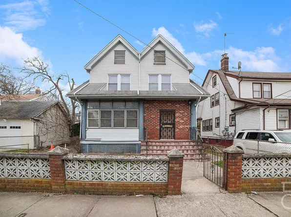 9920 196th St, Hollis, NY 11423