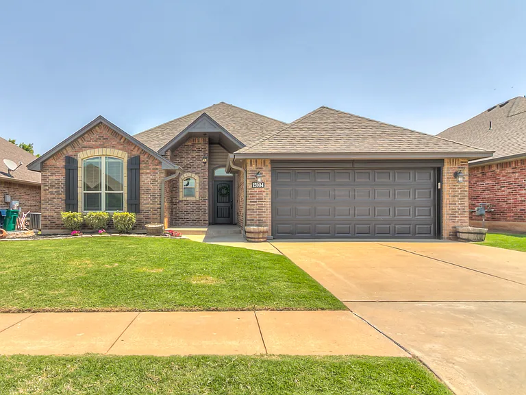15904 Positano Dr — Photo 1