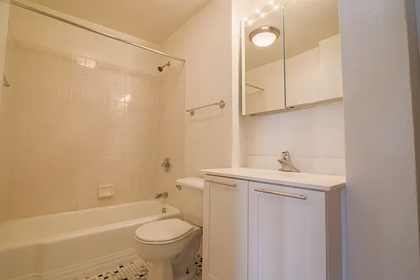 Rented by Platinum Properties | media 6