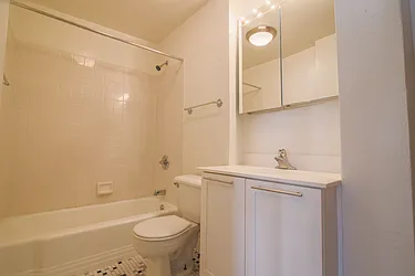 Rented by Platinum Properties