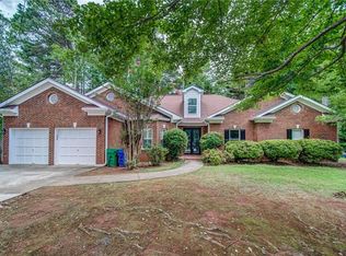 990 Holly Hedge Rd, Stone Mountain, GA 30083