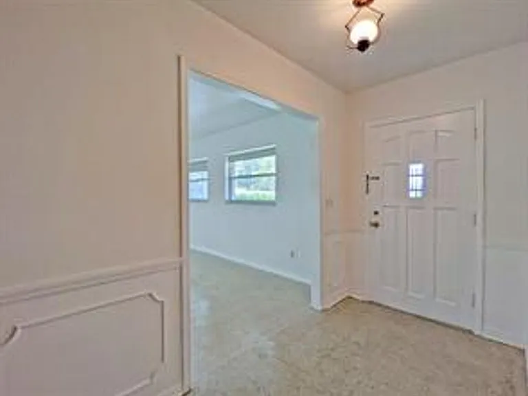 18110 Dorman Rd — Photo 17
