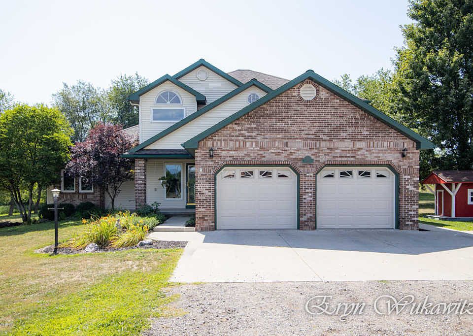 1st image of 961 Red Pine Dr