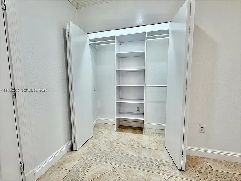 5023 NW 94th Doral Pl — Photo 34