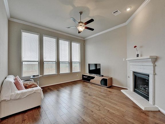 4th image of 3229 Cotton Blossom Way