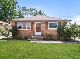 14800 Kennerdown Ave, Maple Heights, OH 44137