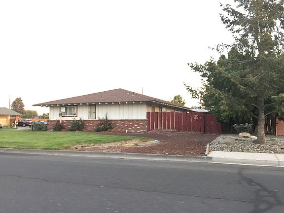 3rd image of 647 S 12th Ave