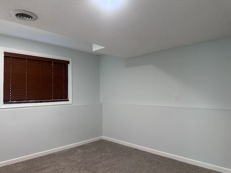 3345 Minnesota Ln N — Photo 34