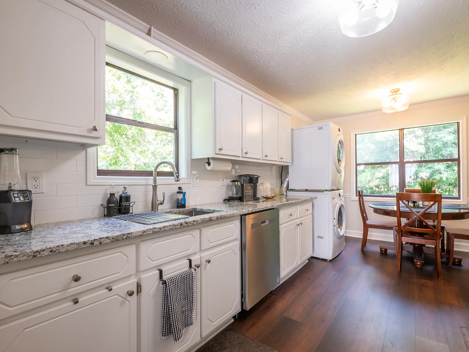 4350 Wesley Pl — Photo 4