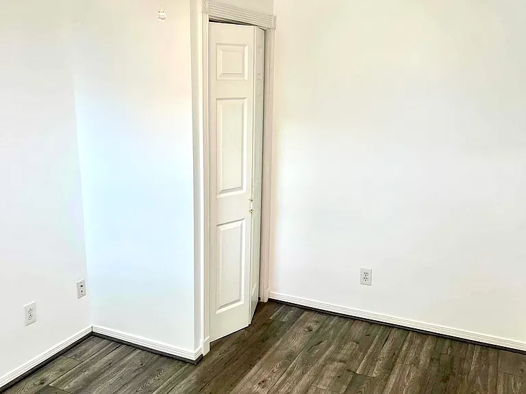 592 Central Ave #2 — Photo 14