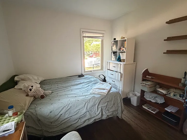 1502 Albert St N — Photo 11