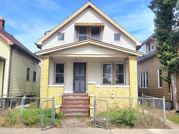 13486 Gallagher St, Hamtramck, MI 48212