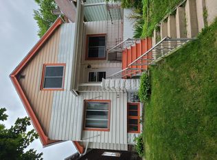 2469 S 7th St, Milwaukee, WI 53215
