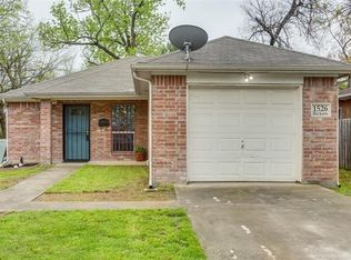 1526 Bickers St, Dallas, TX 75212