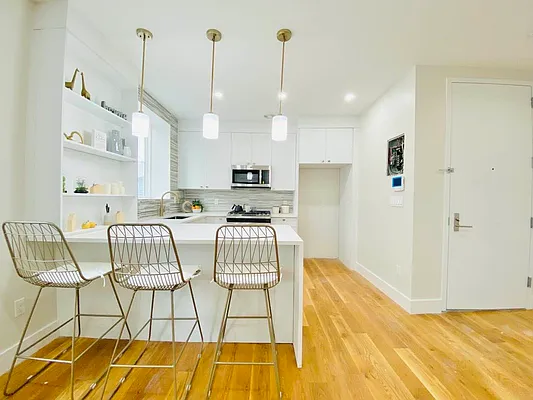 Rented by Doorway NYC, LLC | media 51