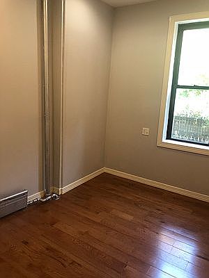 5th image of 167 E 106th St APT 1E3