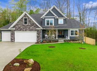 6400 Berry Trl, Fairview, PA 16415