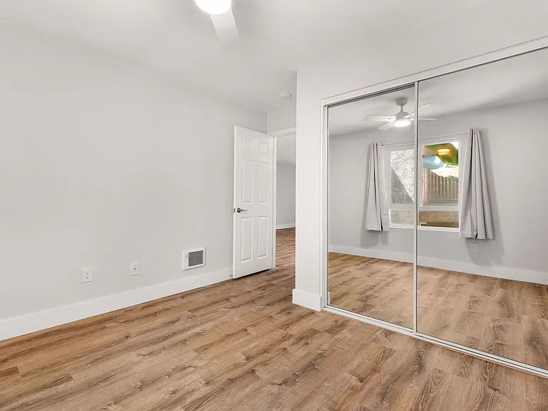 5252 Orange Ave #613 — Photo 11