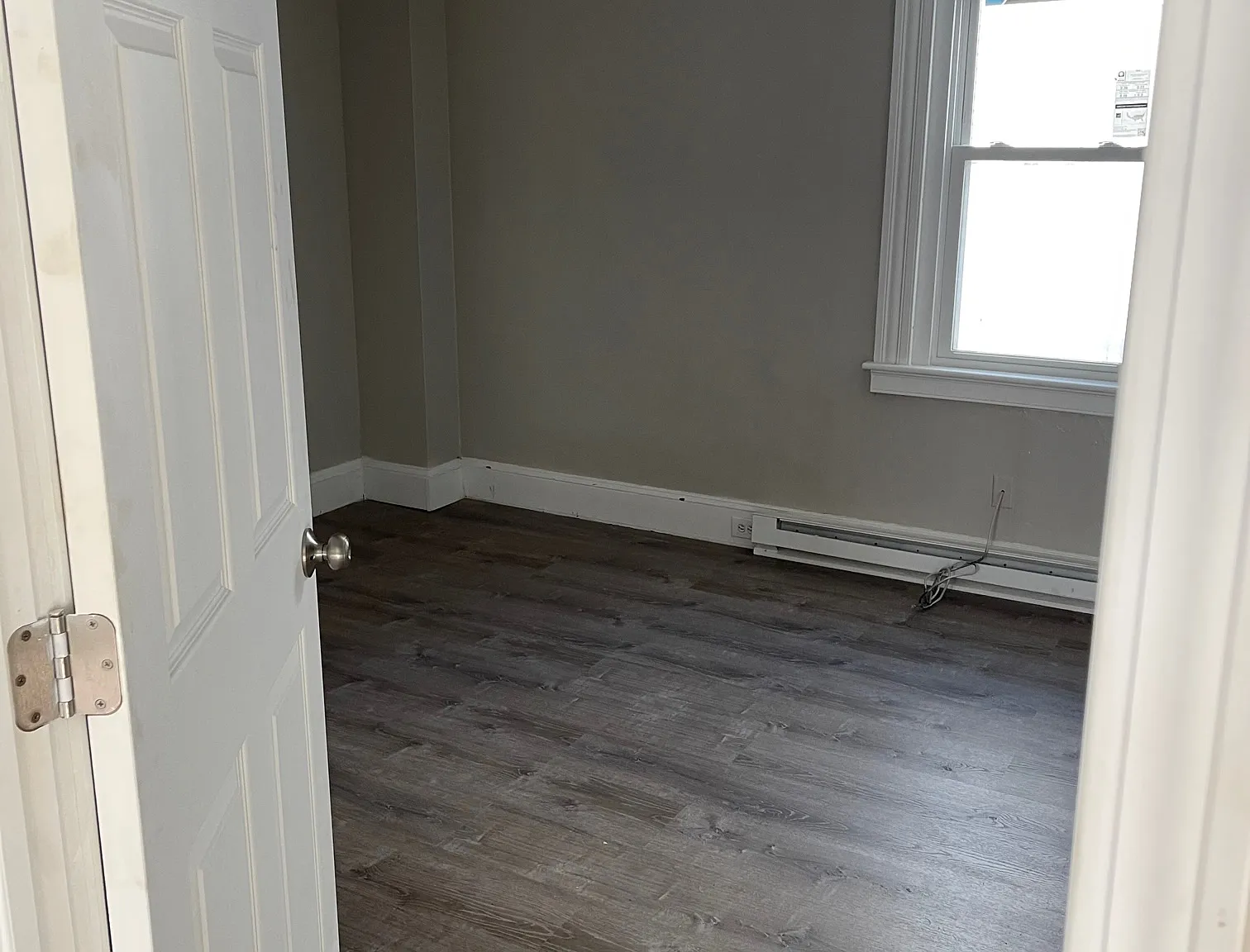 3 bed, 1200 sqft, $1,875 — Photo 2