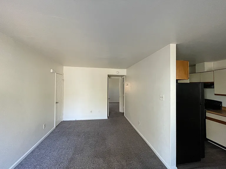 548 Ashlawn Dr #3 — Photo 13