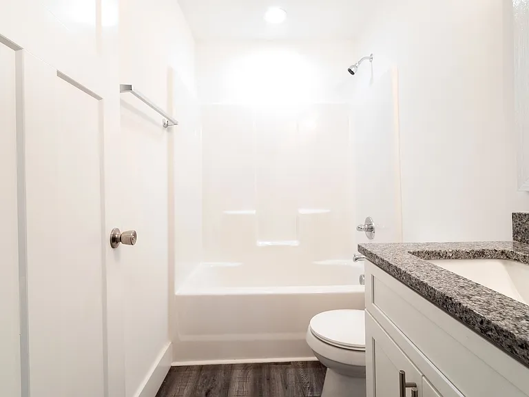 930 Sparrow Ln — Photo 9
