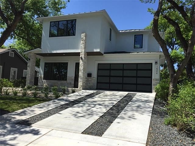 2nd image of 1506 Kinney Ave