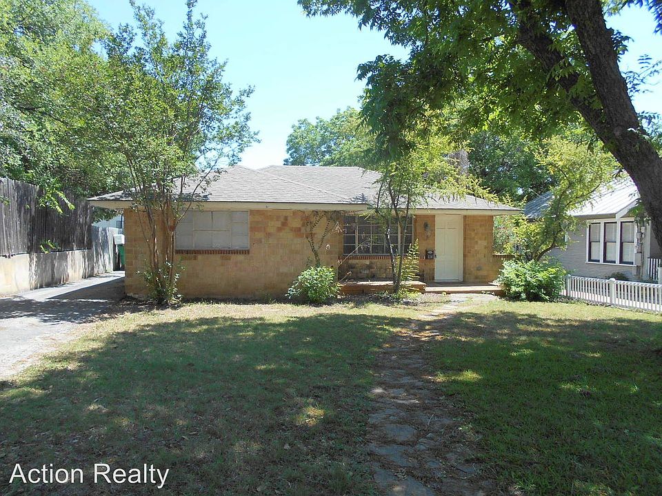 1st image of 114 Evans Ave