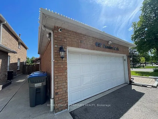 482 Camden Cir #BASEMENT — Photo 24