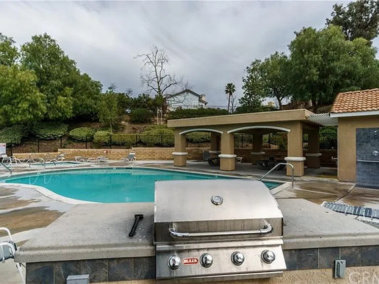 30067 Laurel Creek Dr — Photo 20