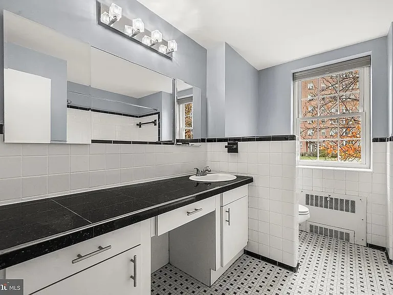 3601 Greenway #101 — Photo 12