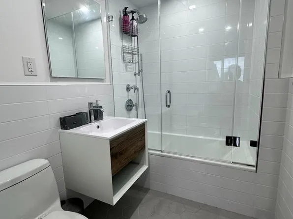 322 West 57th Street image 5 of 14