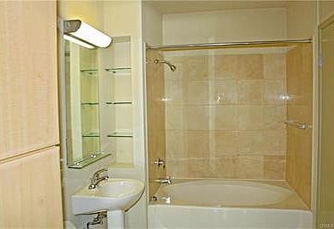 4th image of 388 E Ocean Blvd Unit 905