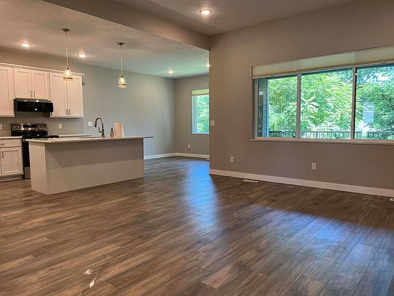3rd image of 3412 Lafayette Ct
