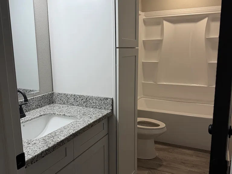 361 Dixie Ave #C — Photo 10