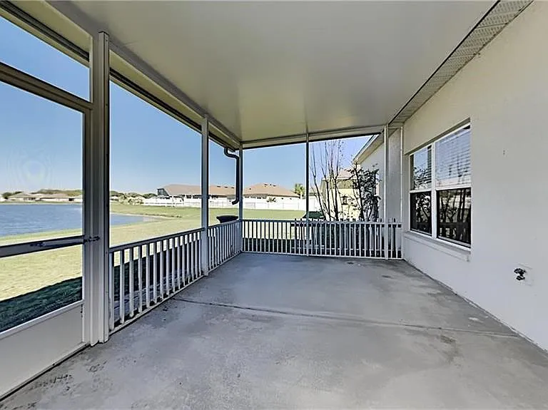 876 Hacienda Cir — Photo 15
