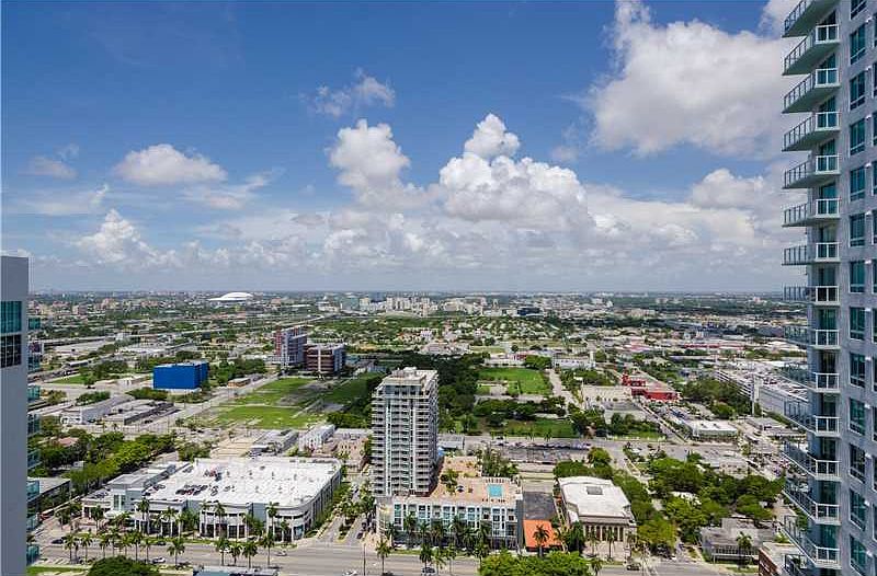 1st image of 1800 N Bayshore Dr APT 2308