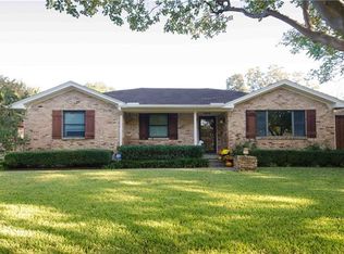 8460 Suncrest Dr, Dallas, TX 75228