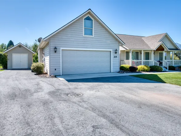 215 Carriage Rd, Hamilton, MT 59840