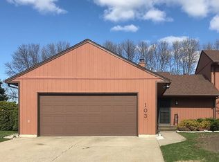 103 Summerwood Dr, Watertown, SD 57201
