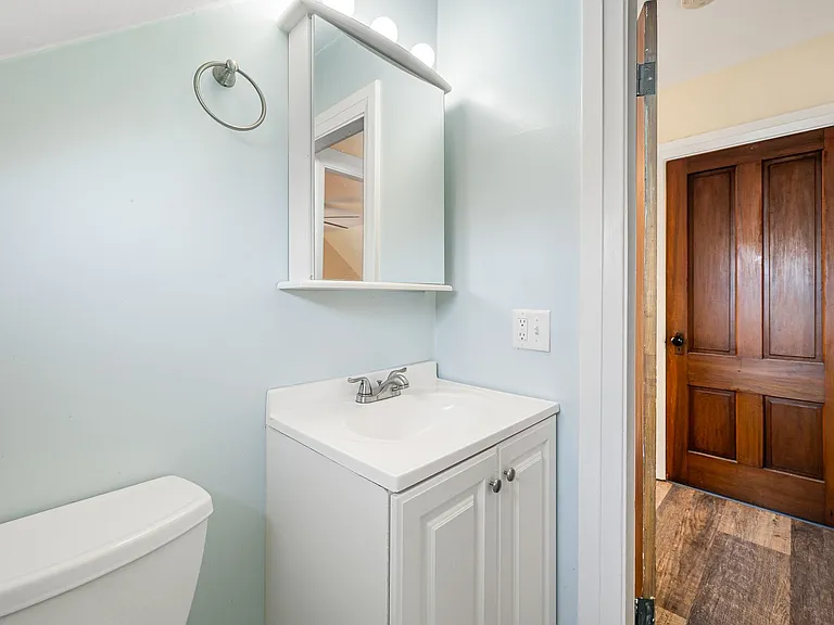 61 Cedar St — Photo 39