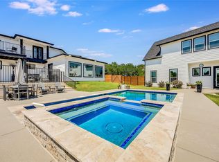 3701 Boone Dr, Lago Vista, TX 78645