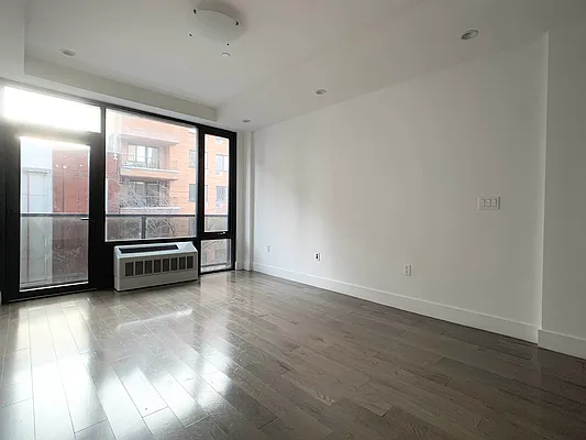 Rented by (Legacy) Elegran | media 9