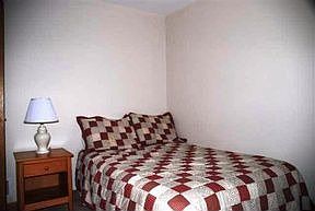 4th image of 601 Rainbow Dr